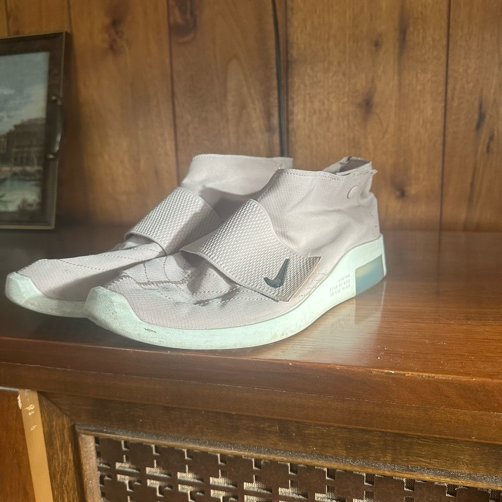 Nike Light Beige Sneakers with Strap
